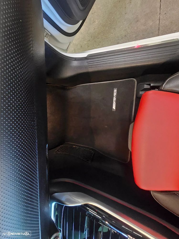 Mercedes-Benz A 45 AMG S 4Matic+ - 15