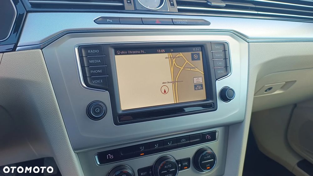 Volkswagen Passat 2.0 TDI BMT Comfortline - 28