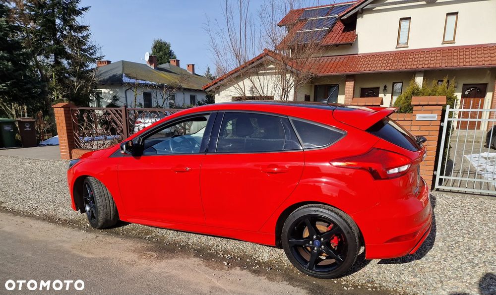 Ford Focus 1.5 EcoBoost STart-Stopp-System ST-LINE - 20