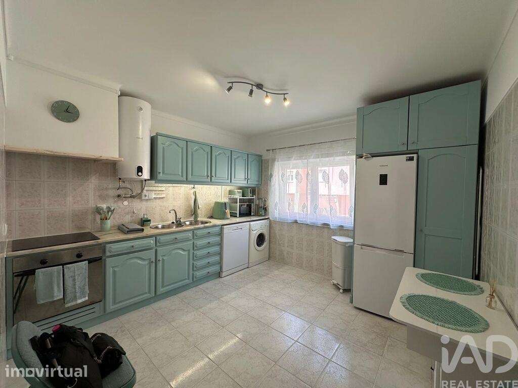 Apartamento T1 em Peniche de 66,1 m2 - Grande imagem: 2/22