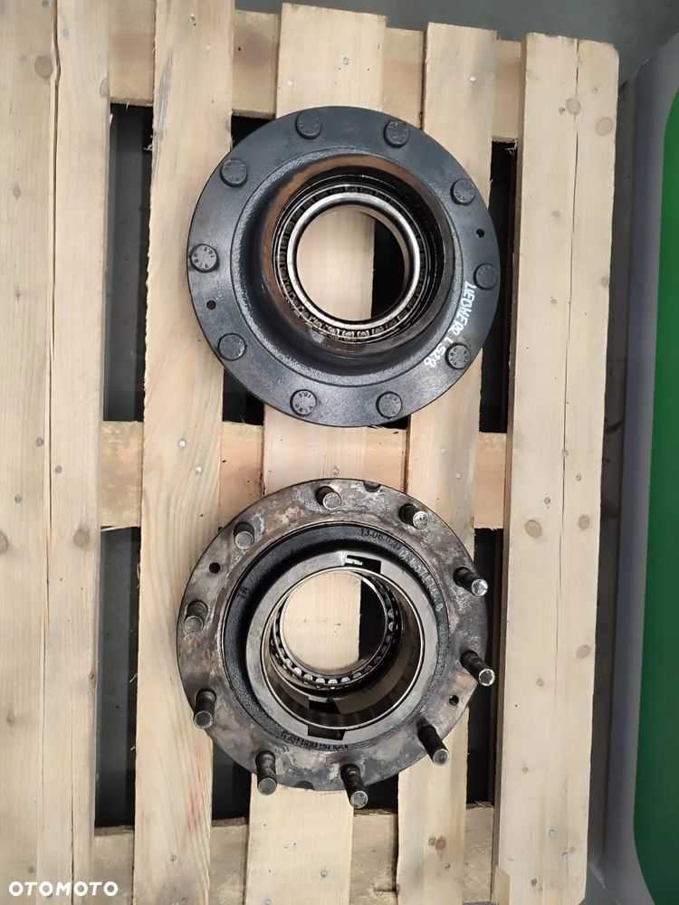Piasta 123,06,009,62,9  Liebherr L528 - 5