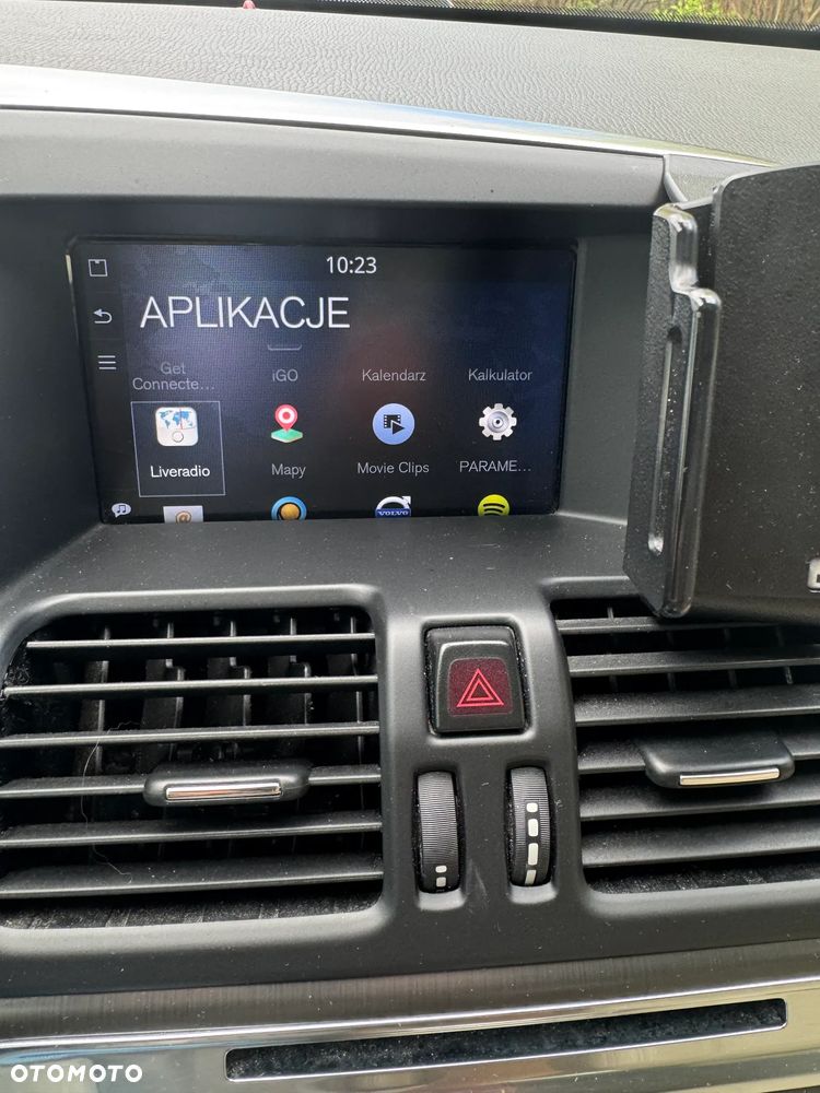 Volvo XC 60 2.4D AWD Summum - 36