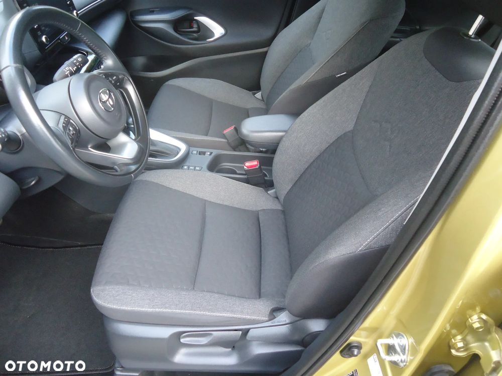 Toyota Yaris Cross Hybrid 1.5 Comfort - 14