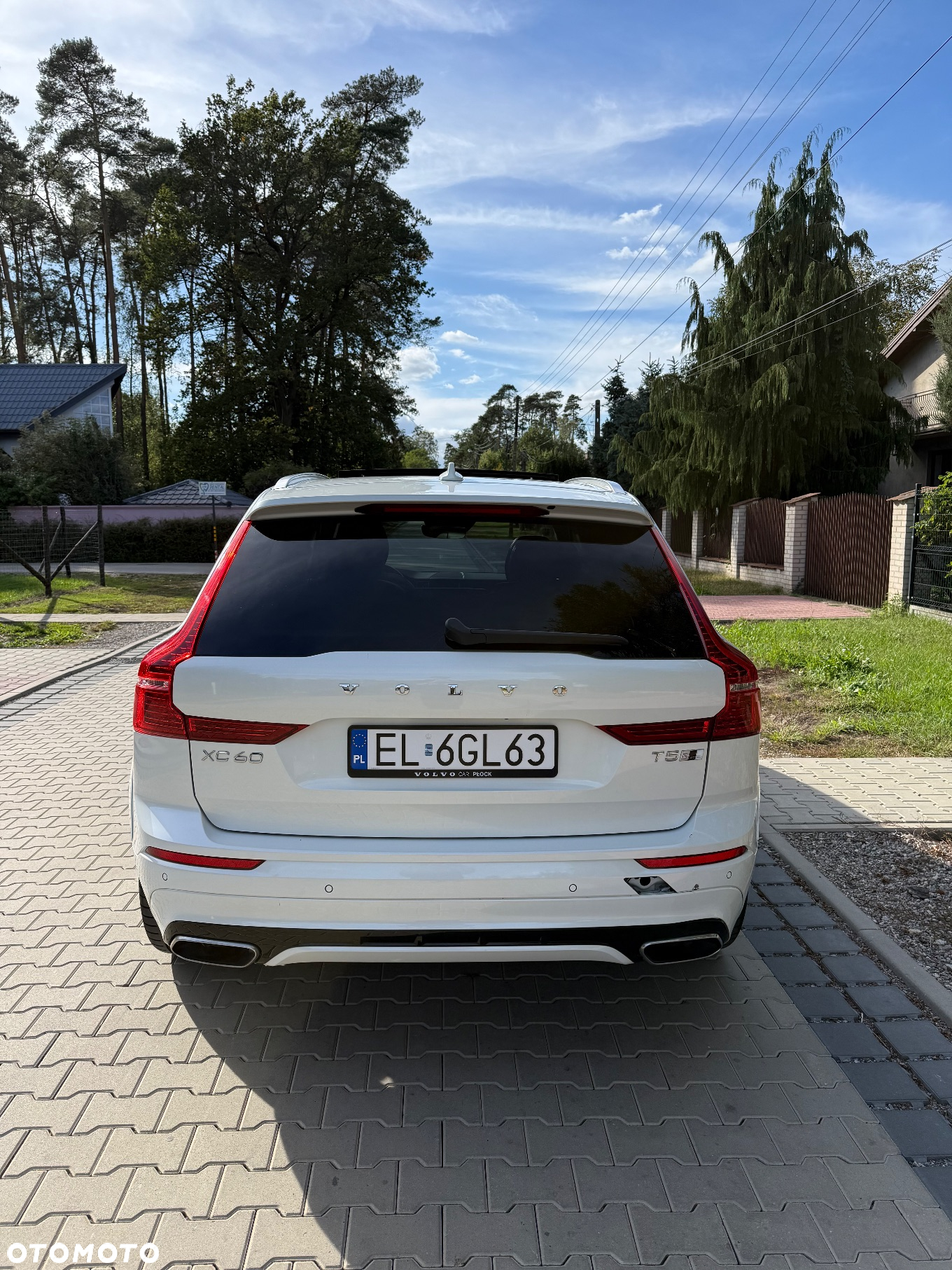 Volvo XC 60 T5 AWD R-Design - 6