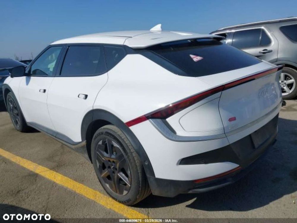 Kia EV6 - 3
