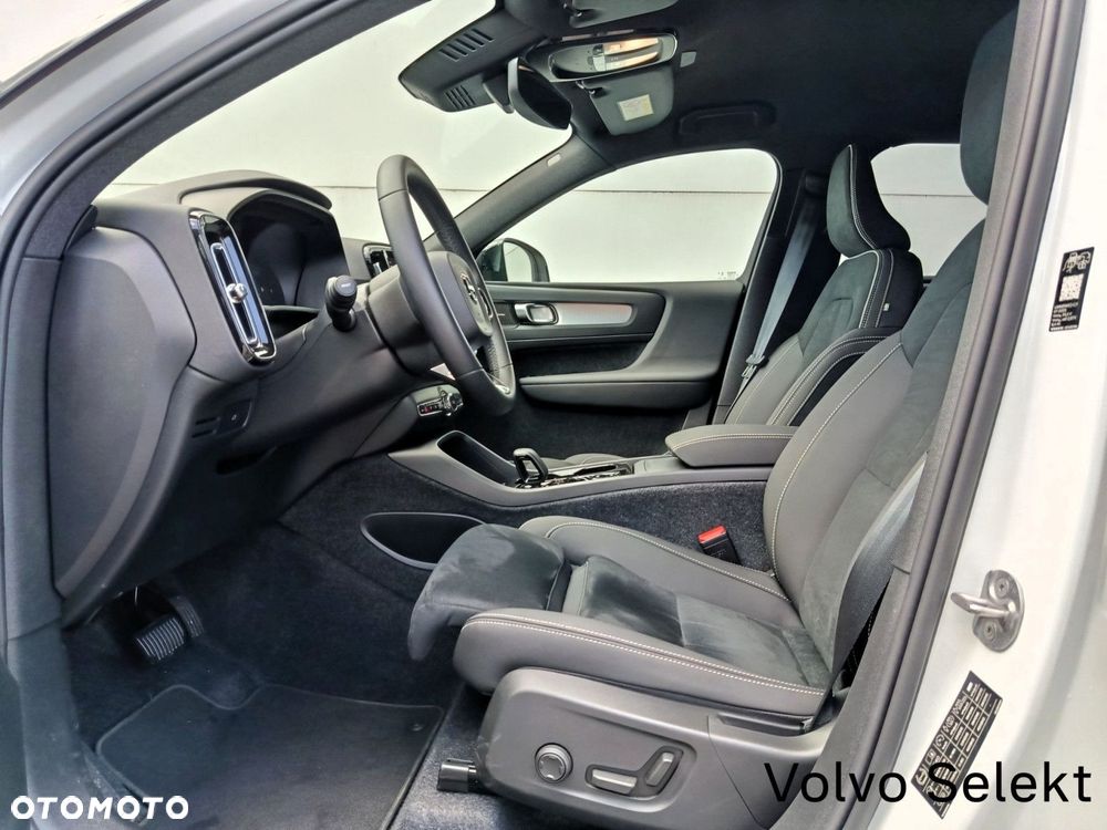 Volvo XC 40 - 11