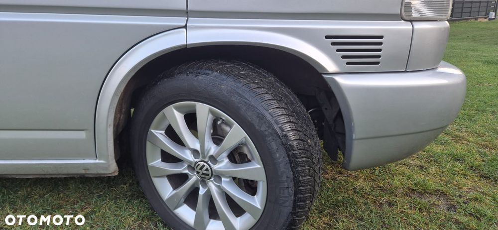 Volkswagen Multivan - 15