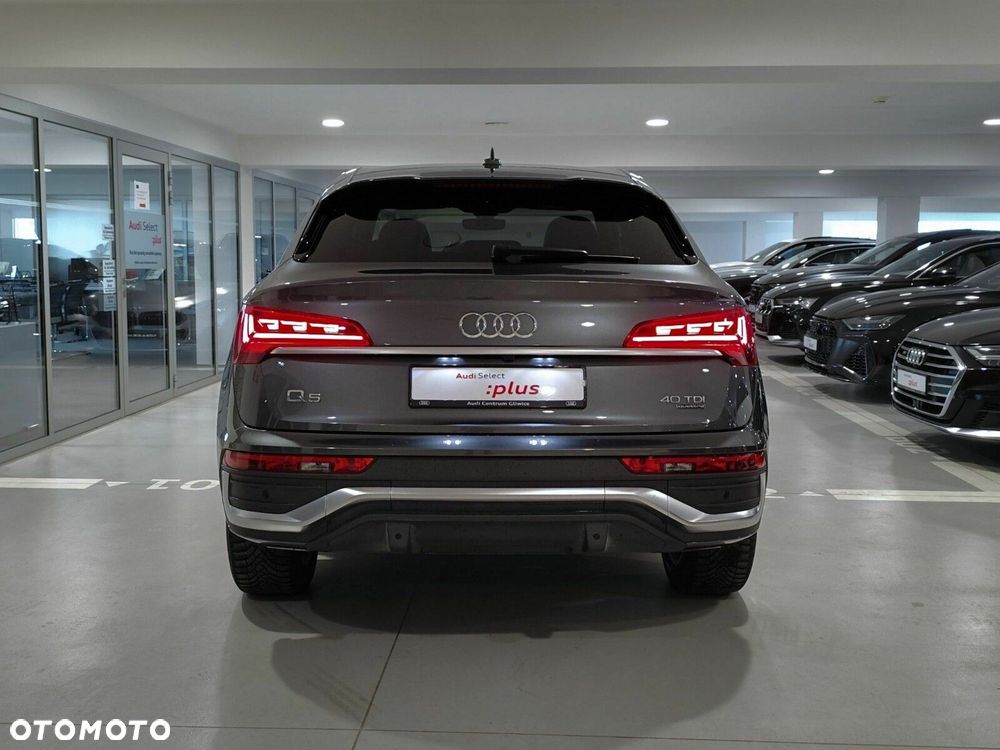 Audi Q5 Sportback - 6