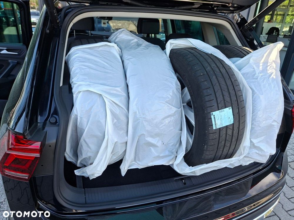 Volkswagen Tiguan - 15