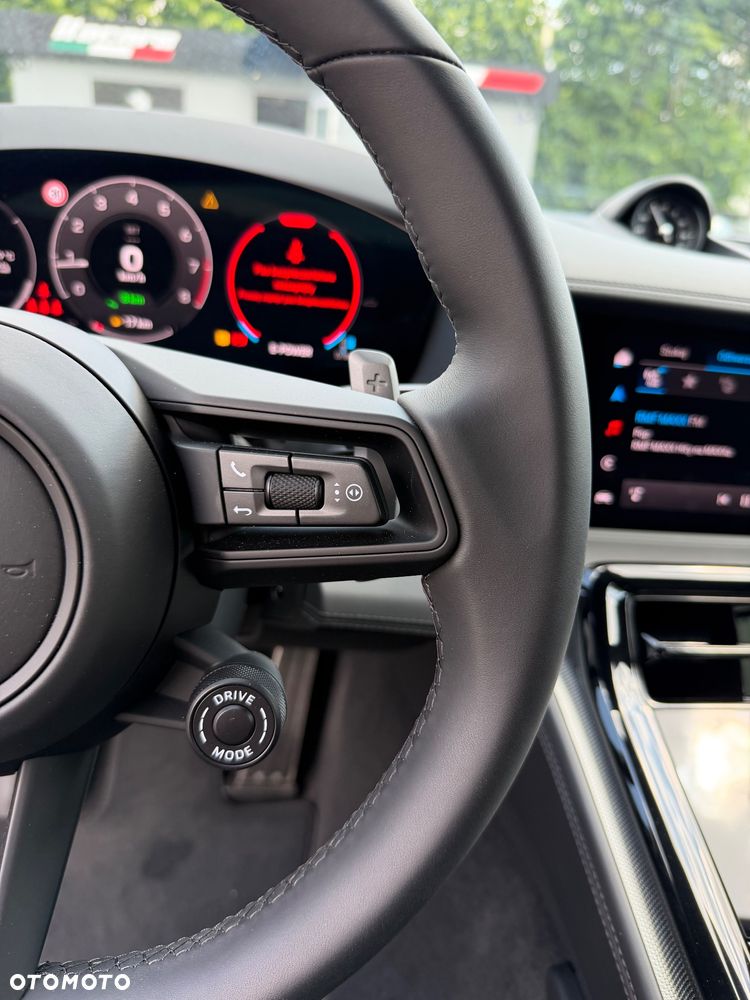 Porsche Panamera 4 E-Hybrid Executive - 19