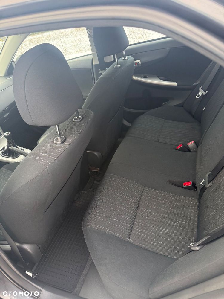 Toyota Corolla 1.6 VVT-i Sol - 12