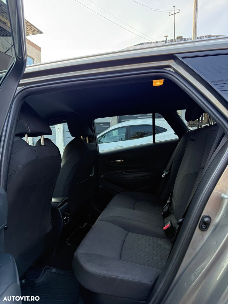 Toyota Corolla 1.8 Hybrid Touring Sports - 6