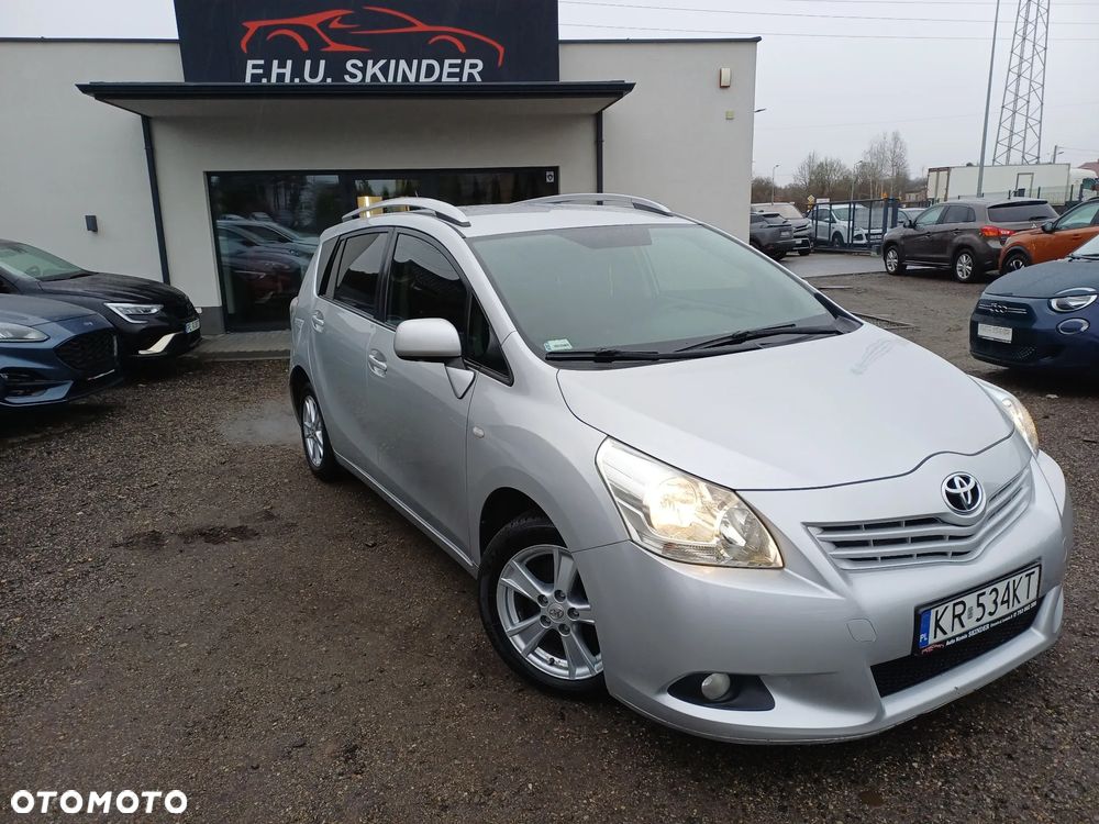 Toyota Verso 2.0 D-4D 2010 7os - 1