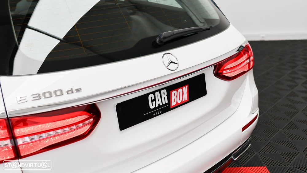 Mercedes-Benz E 300 de 4Matic T 9G-TRONIC Avantgarde - 23