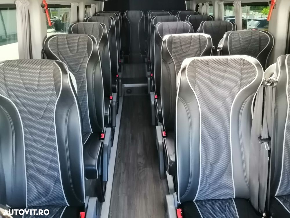 Mercedes-Benz Aveuro Sprinter - 16