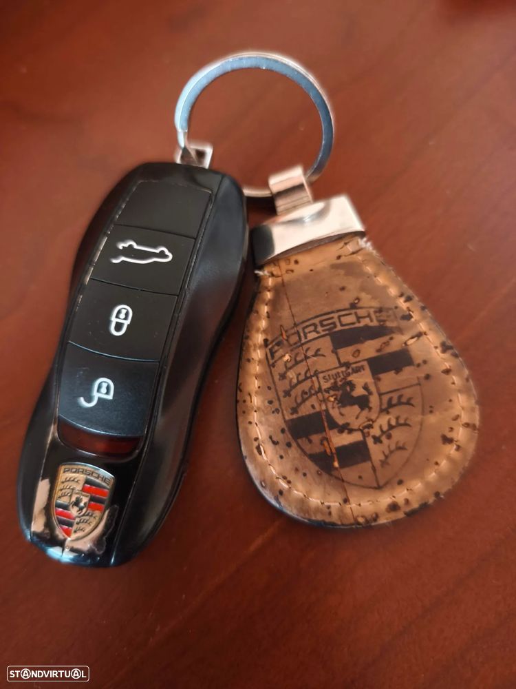 Porsche Cayenne S - 19