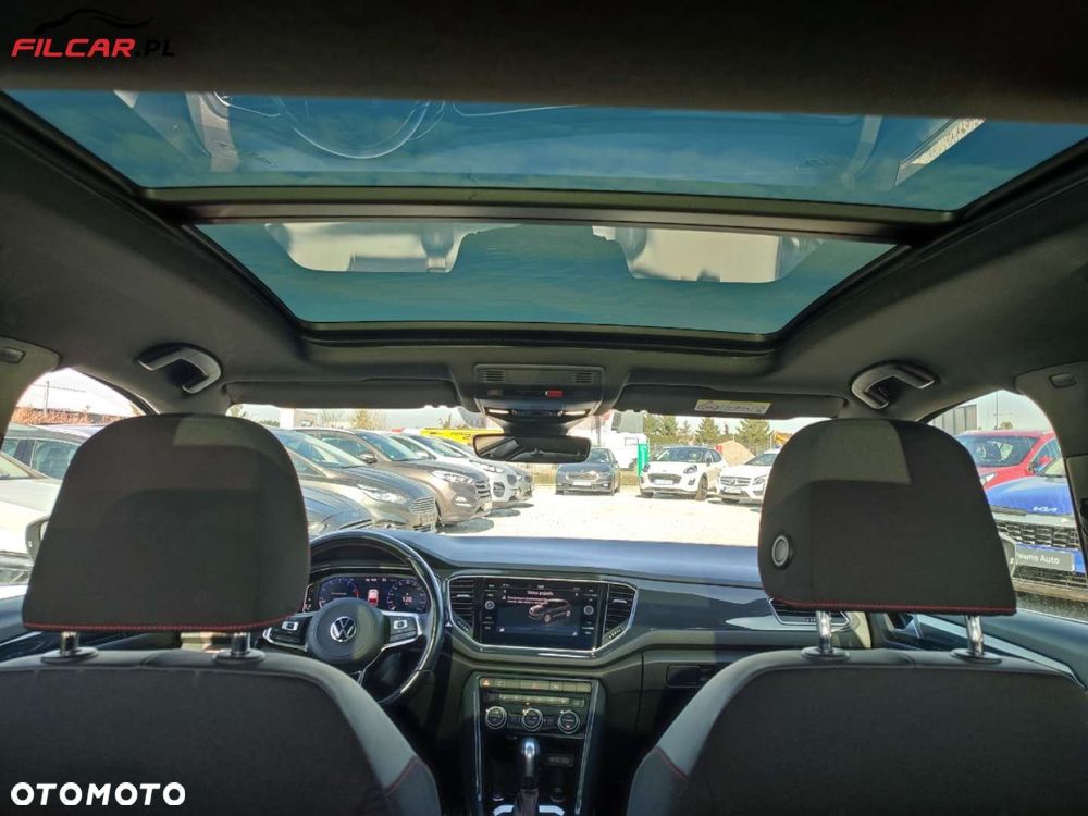 Volkswagen T-Roc - 8