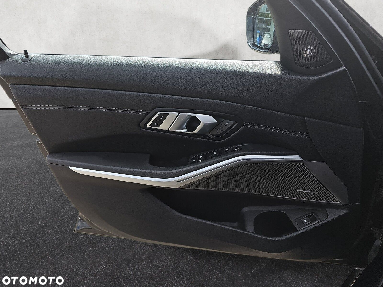 BMW Seria 3 - 16