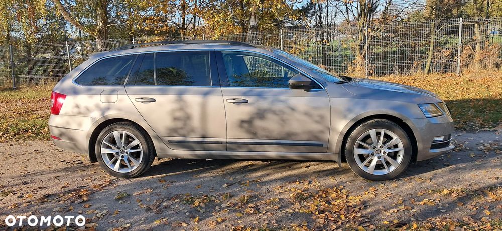 Skoda Octavia 1.5 TSI ACT Style DSG - 7