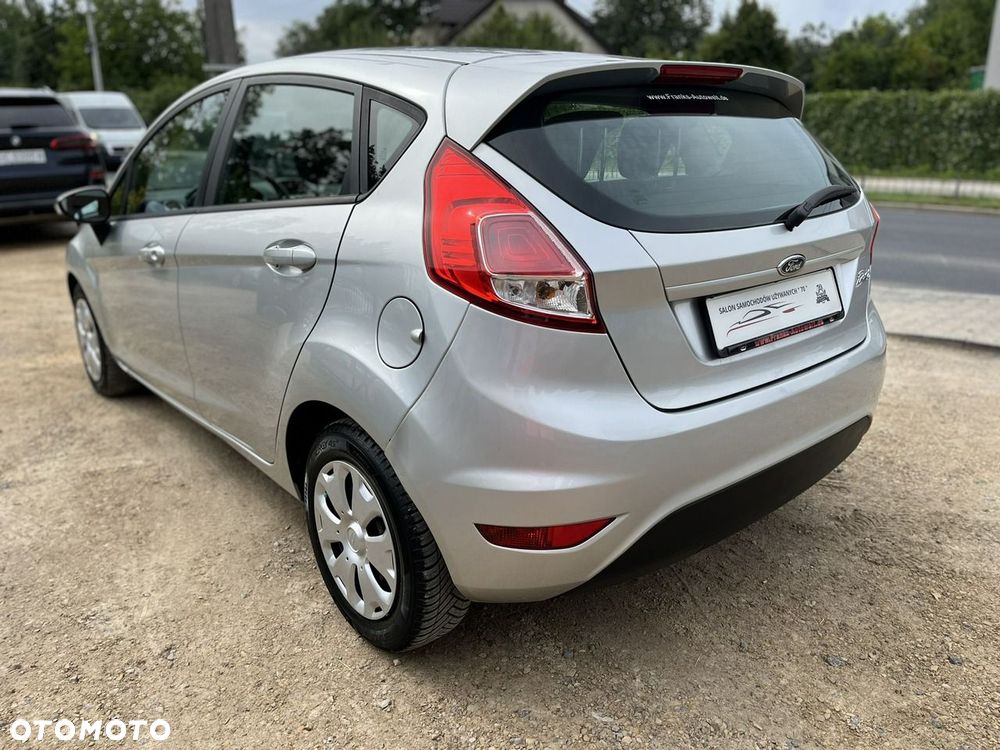 Ford Fiesta - 11