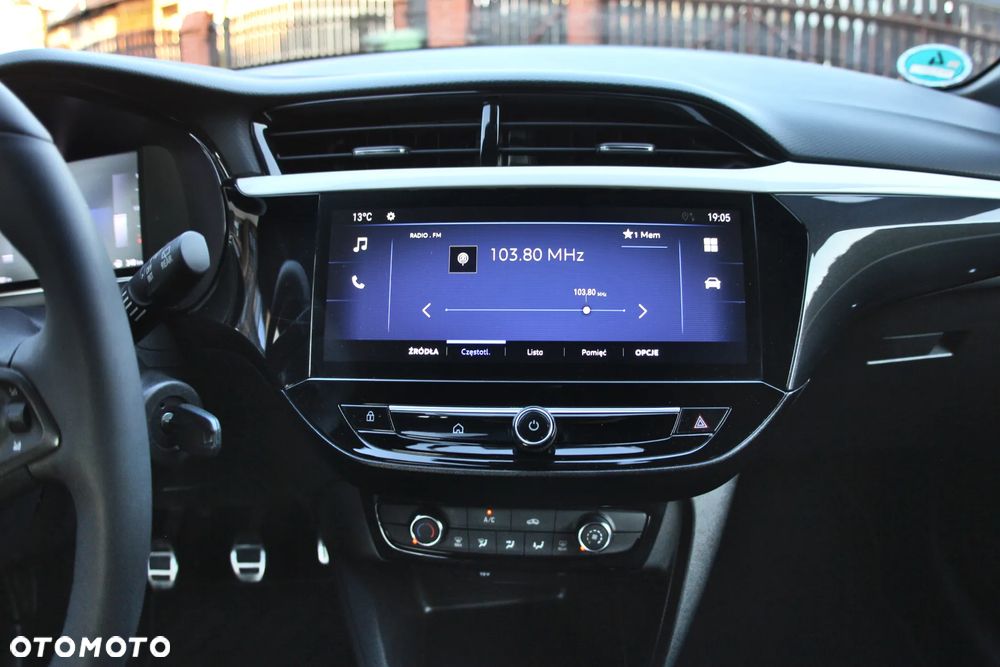 Opel Corsa 1.2 Direct Injection Turbo Start/Stop GS - 19