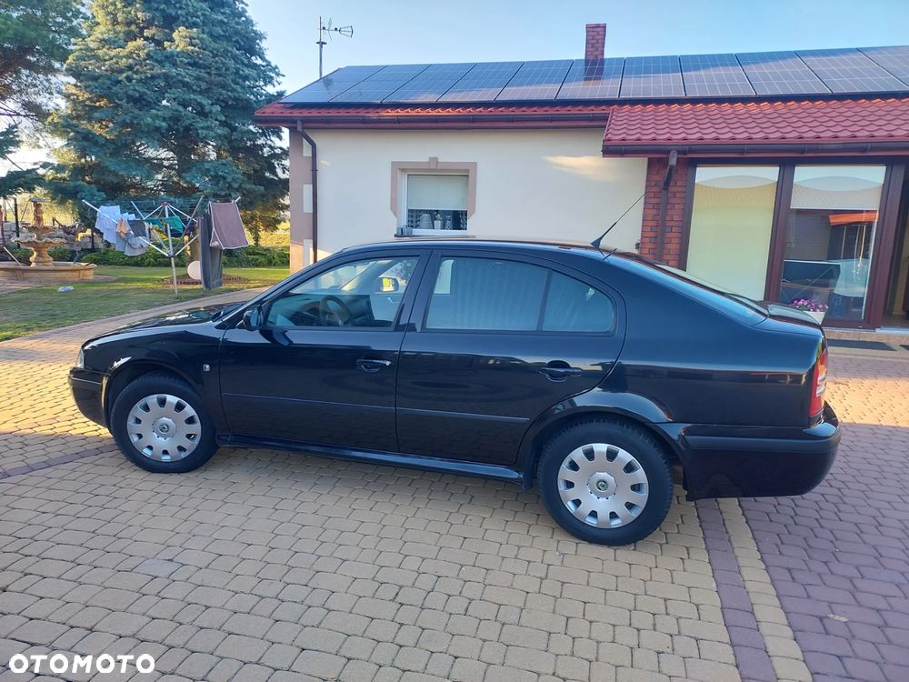 Skoda Octavia 1.6 Tour - 29