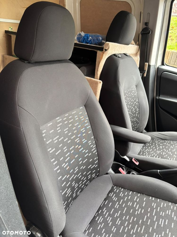 Opel Combo - 16