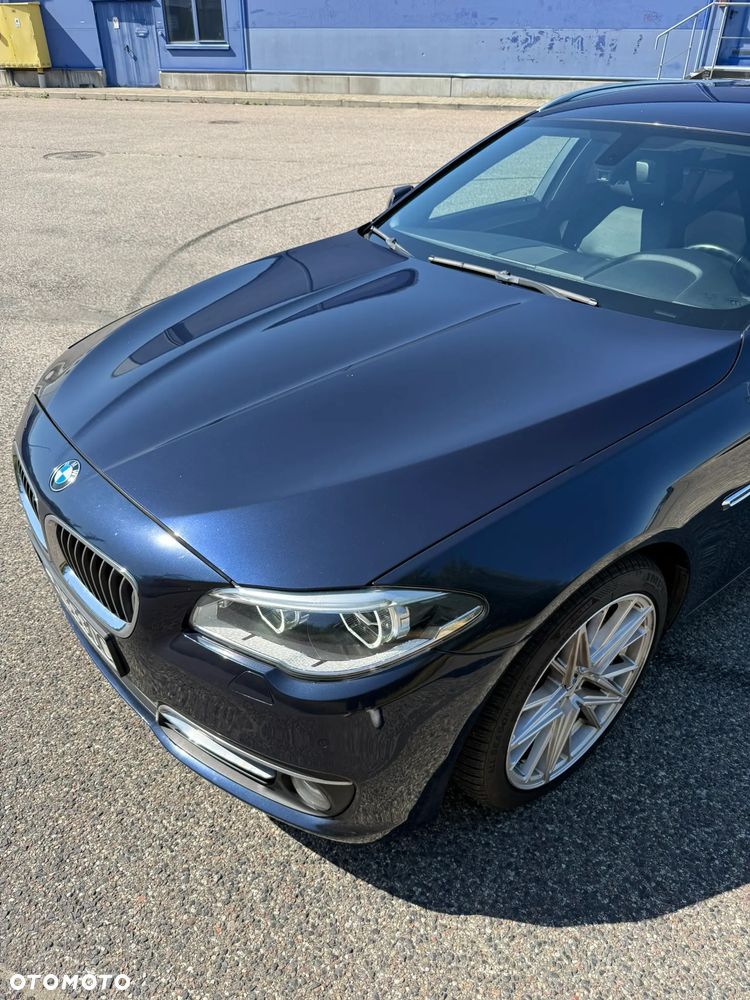 BMW Seria 5 525d Luxury Line - 38