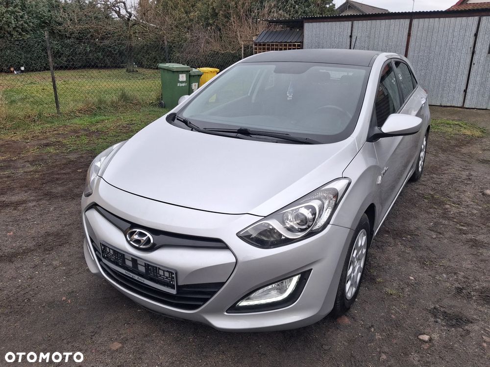 Hyundai i30 1.4 Trend - 9