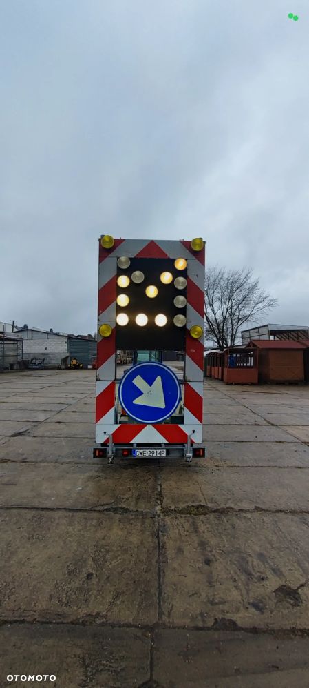 KNAUS Przyczepa sygnalizacyjna drogowa 650 kg - 7