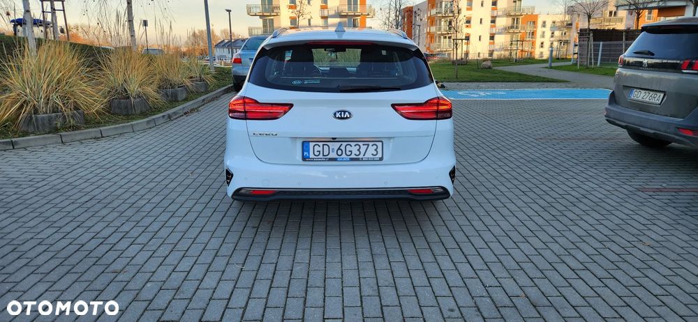 Kia Ceed - 6