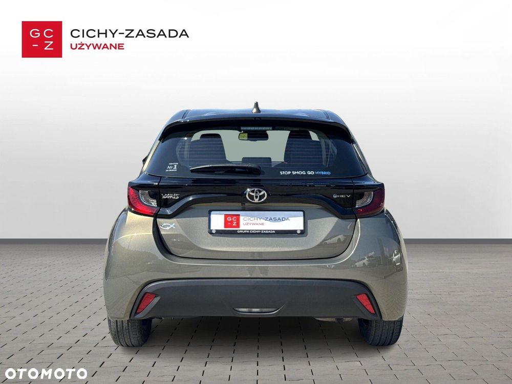 Toyota Yaris - 4