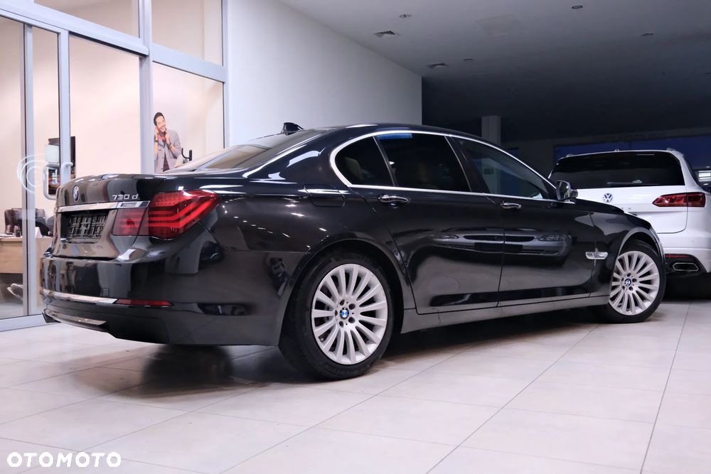 BMW Seria 7 730d Edition Exclusive - 8