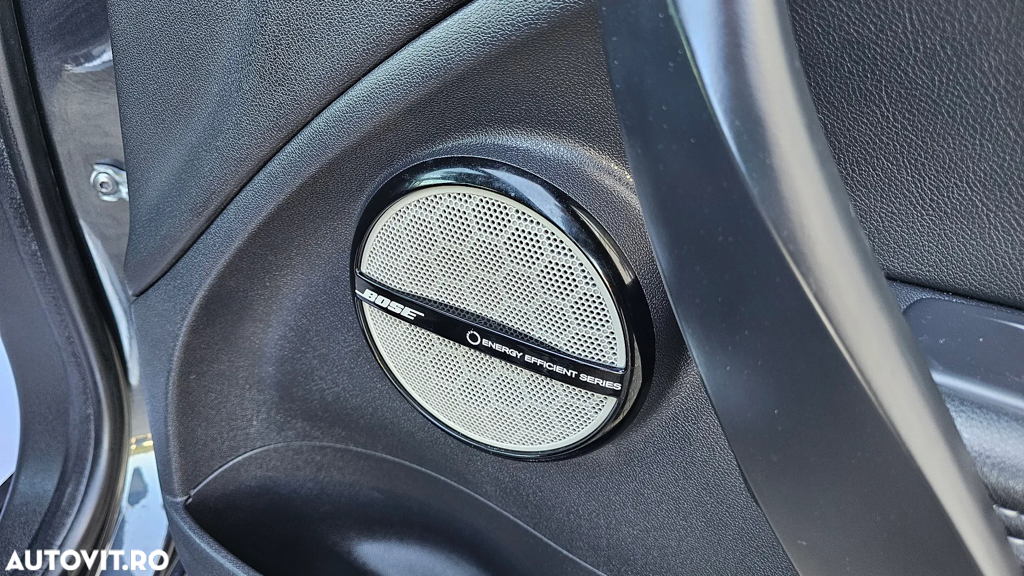 Renault Megane ENERGY TCe 130 EDC BOSE EDITION - 24