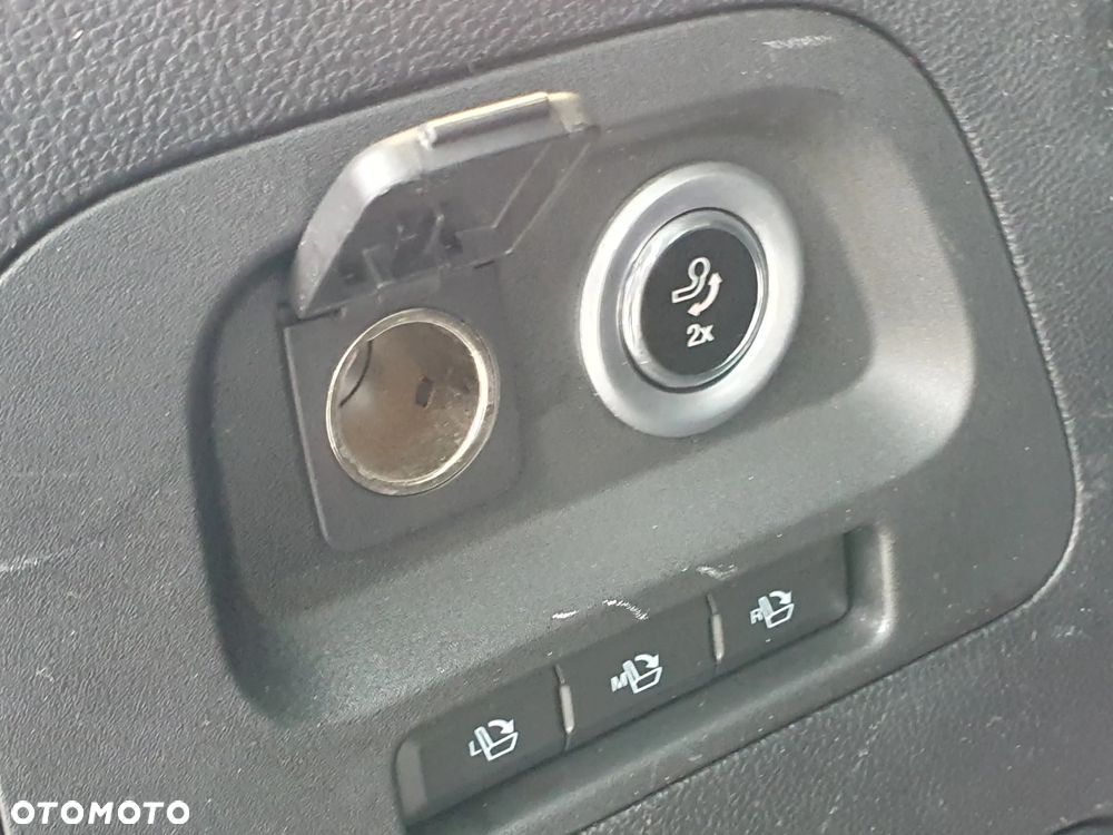 Ford S-Max 2.0 EcoBlue ST-Line - 32