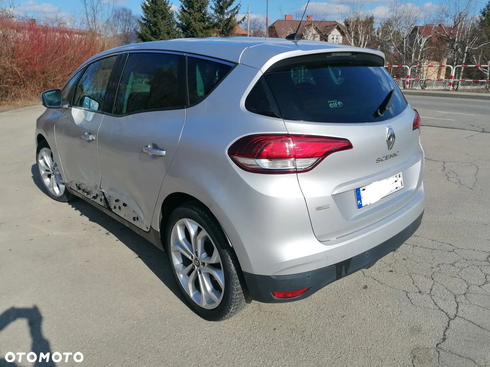 Renault Scenic - 11
