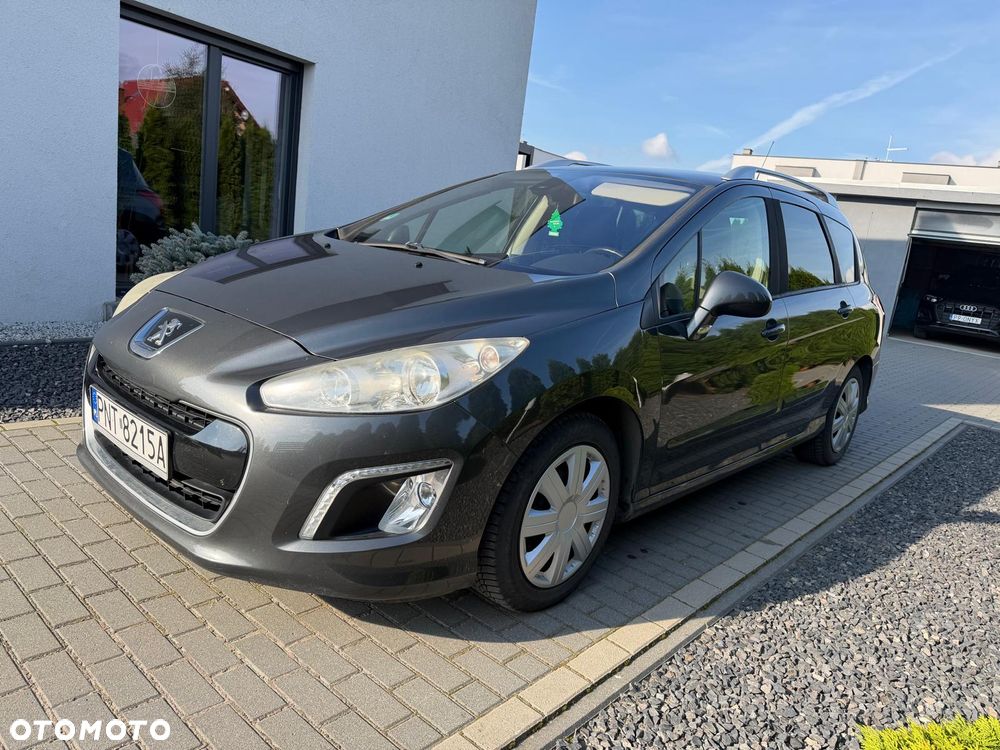 Peugeot 308 2011 photo 2