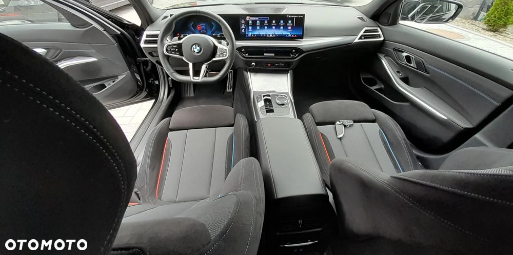 BMW Seria 3 330i xDrive M Sport sport - 2