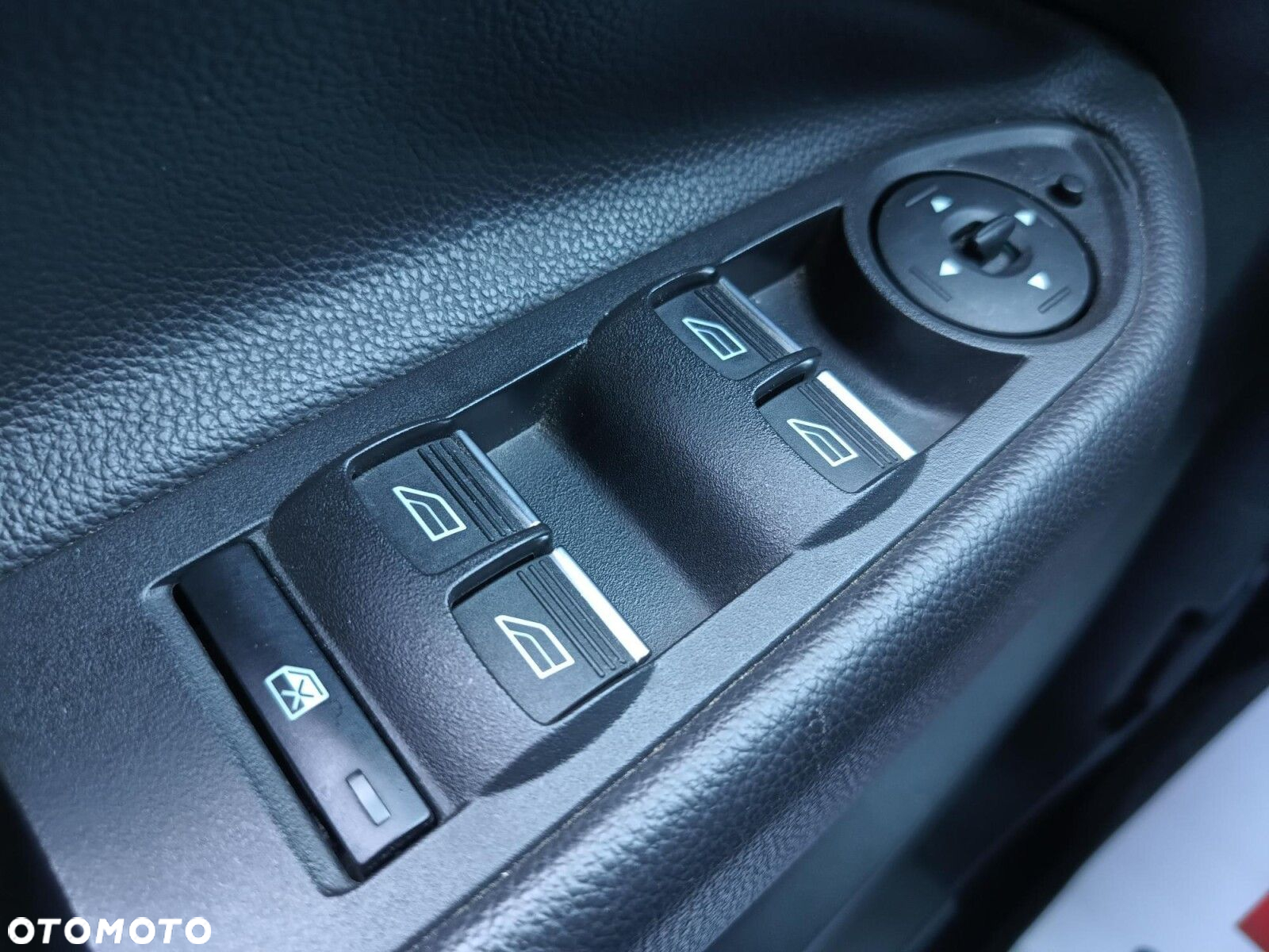 Ford Kuga 1.5 EcoBoost FWD Edition ASS MMT6 - 24