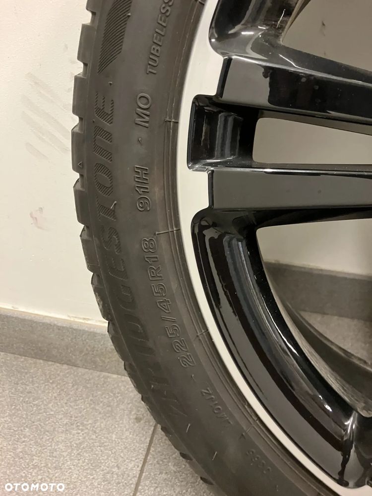 Felgi koła Mercedes-Benz oryginał A CLA GLA  7,5 J x 18 ET 49 - 9