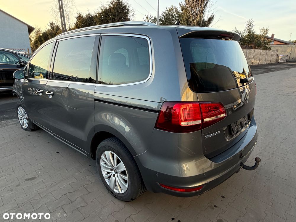Volkswagen Sharan 2.0 TDI DSG (BlueMotion Technology) Highline - 2