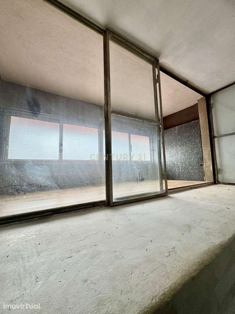 Loja para venda na Reboleira - Grande imagem: 4/14