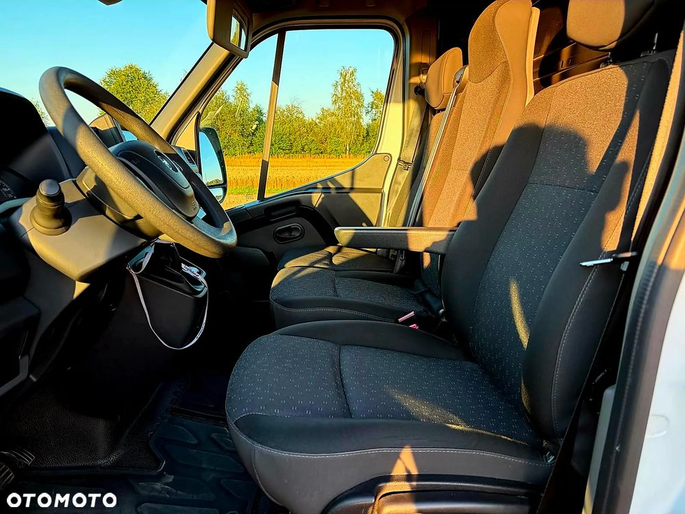 Opel Movano - 16