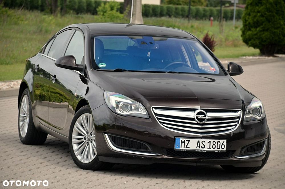 Opel Insignia - 1