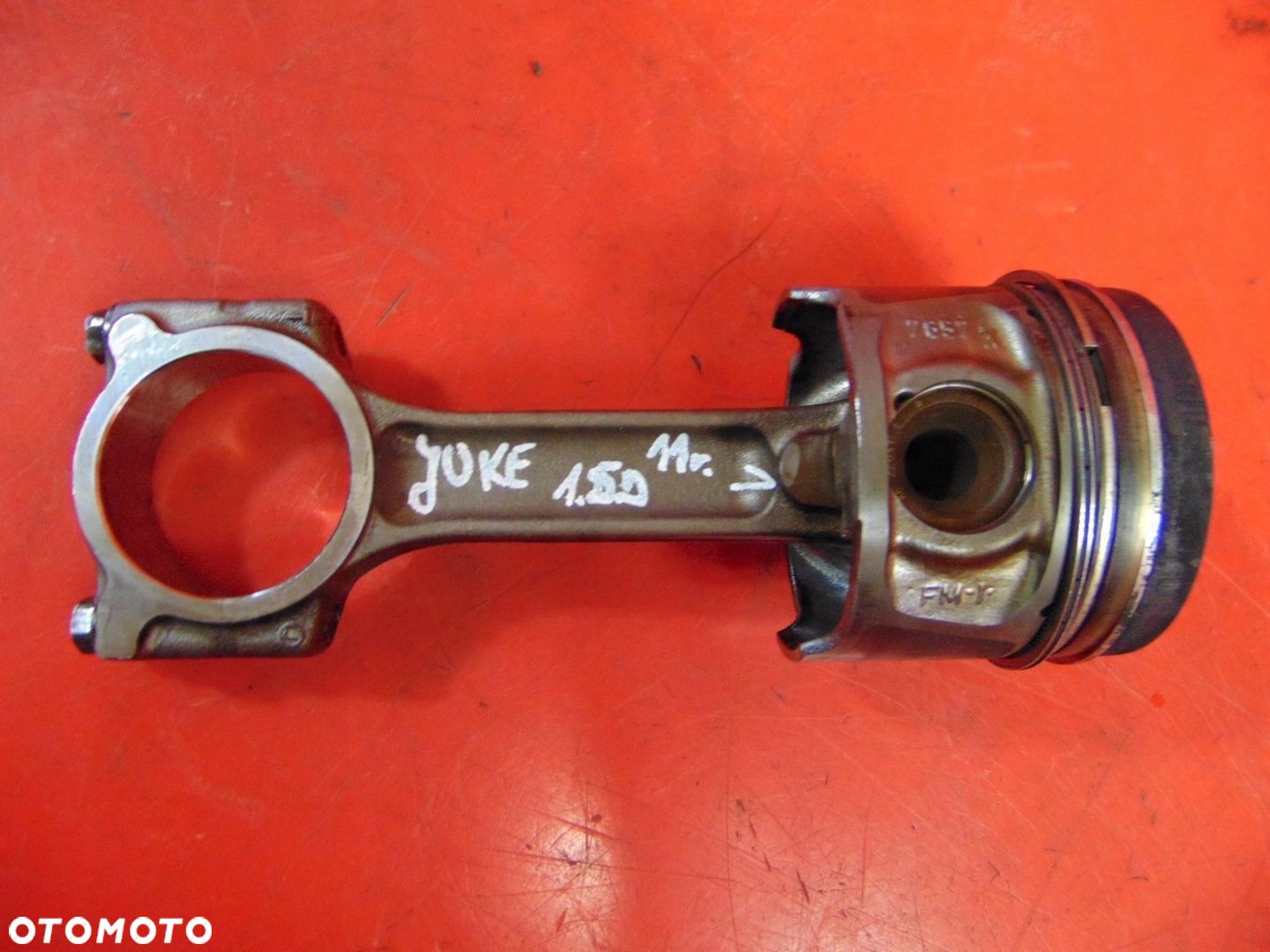 NISSAN JUKE I F15 1.5 DCI TŁOK KORBOWÓD 7657 K9K - 1