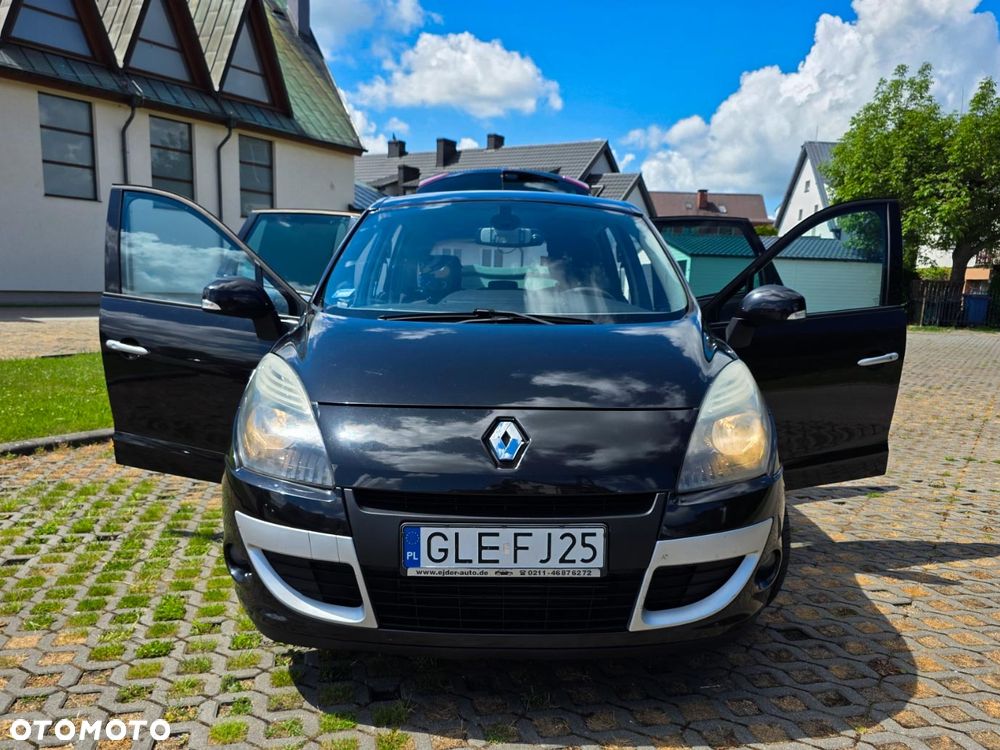 Renault Scenic - 26
