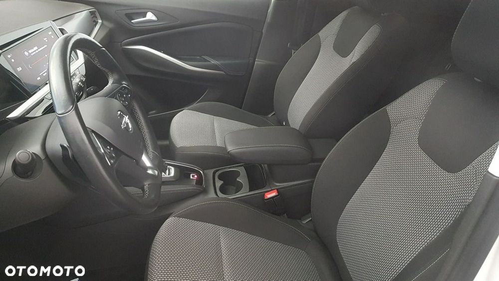 Opel Grandland - 17