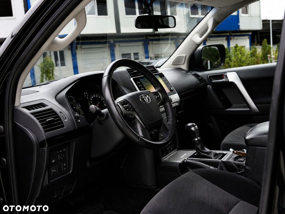 Toyota Land Cruiser LC 2.8 D-4D Prado - 15