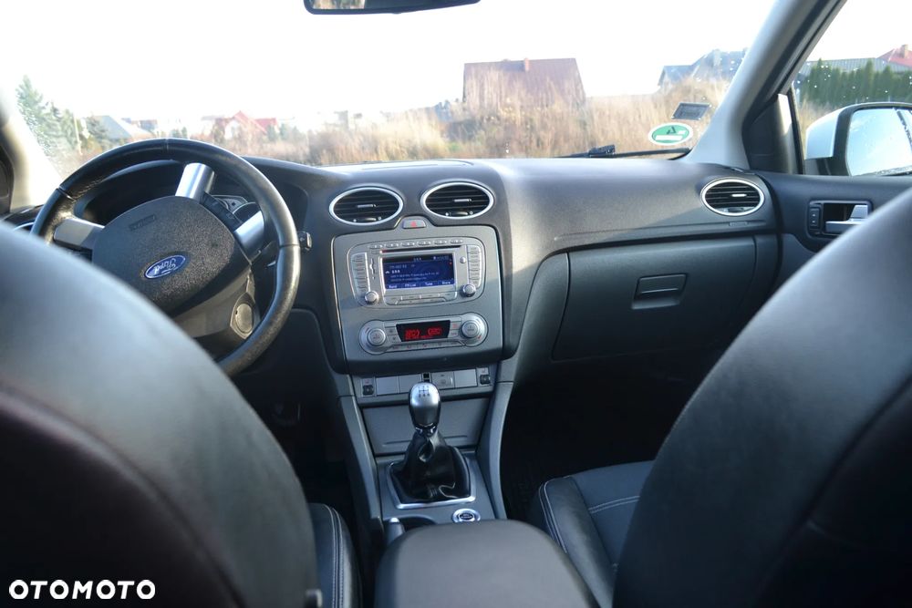 Ford Focus 1.6 TDCi DPF Sport - 8