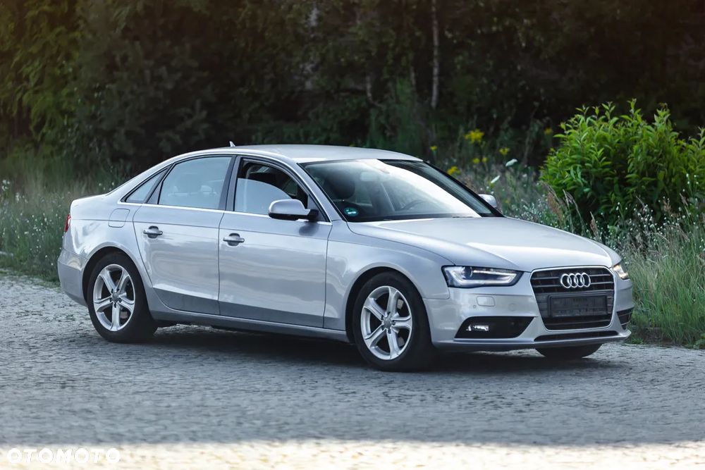 Audi A4 Limousine 2.0 TDI DPF Ambiente - 8